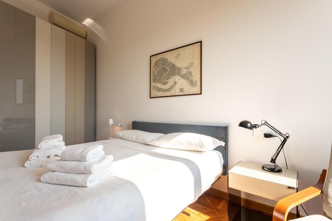 Garibaldi Two Bedrooms By Halldis Milão Exterior foto